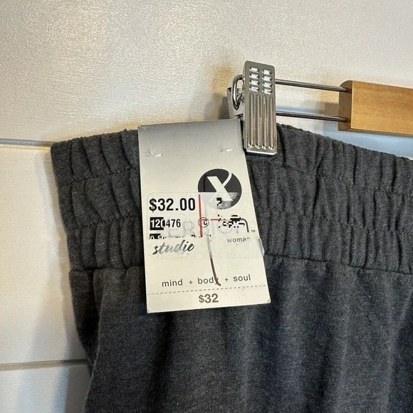 NEW Xersion Athletic Shorts 1X Heather Gray Loose Fit Pull On Elastic Waist 5"L - Picture 5 of 6